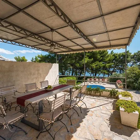 Luxury Oasis Brac With Heated Pool Bol