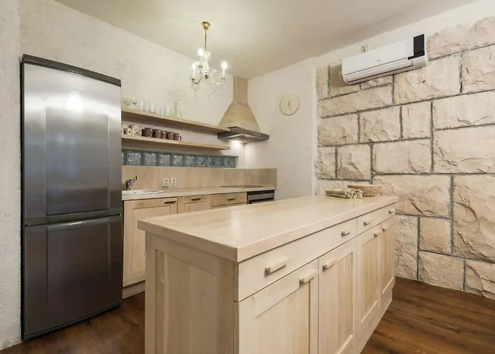 Luxury Oasis Brac With Heated Pool * Bol