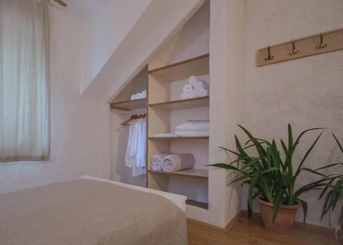 Luxury Oasis Brac With Heated Pool * Bol