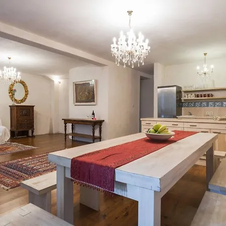 Вілла Luxury Oasis Brac With Heated Pool Бол