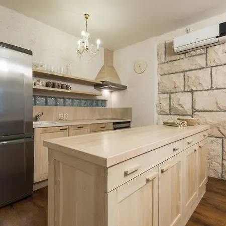 Luxury Oasis Brac With Heated Pool * Bol