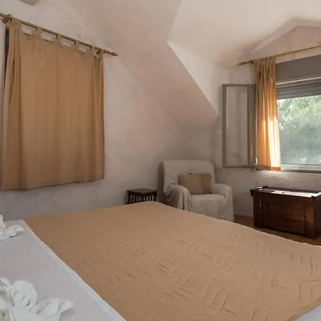 Luxury Oasis Brac With Heated Pool * Bol
