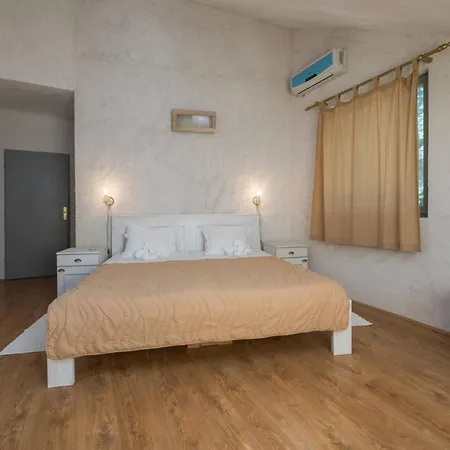 Villa Luxury Oasis Brac With Heated Pool Bol