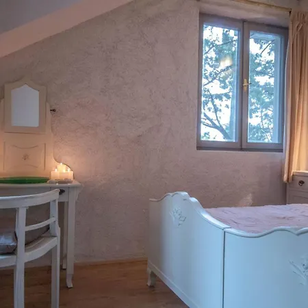 Luxury Oasis Brac With Heated Pool Bol