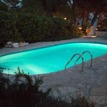 Villa Luxury Oasis Brac With Heated Pool *
